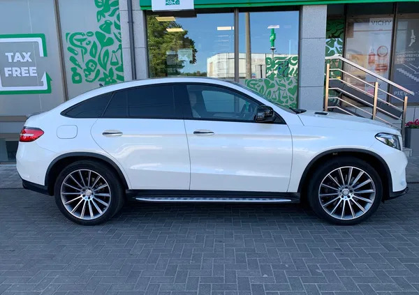 mercedes benz gle Mercedes-Benz GLE cena 190000 przebieg: 96500, rok produkcji 2016 z Białystok